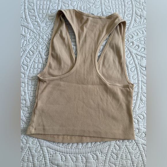 Zara Tan Sleeveless Crop Tank Top - Picture 2 of 3